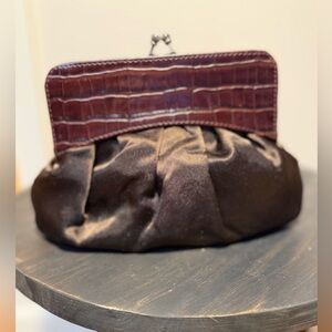 Chic Brown Crocodile-Embossed Clutch